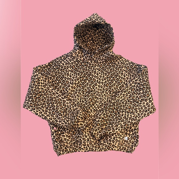 Akimbo Sweaters - Akimbo Leopard Print Hoodie